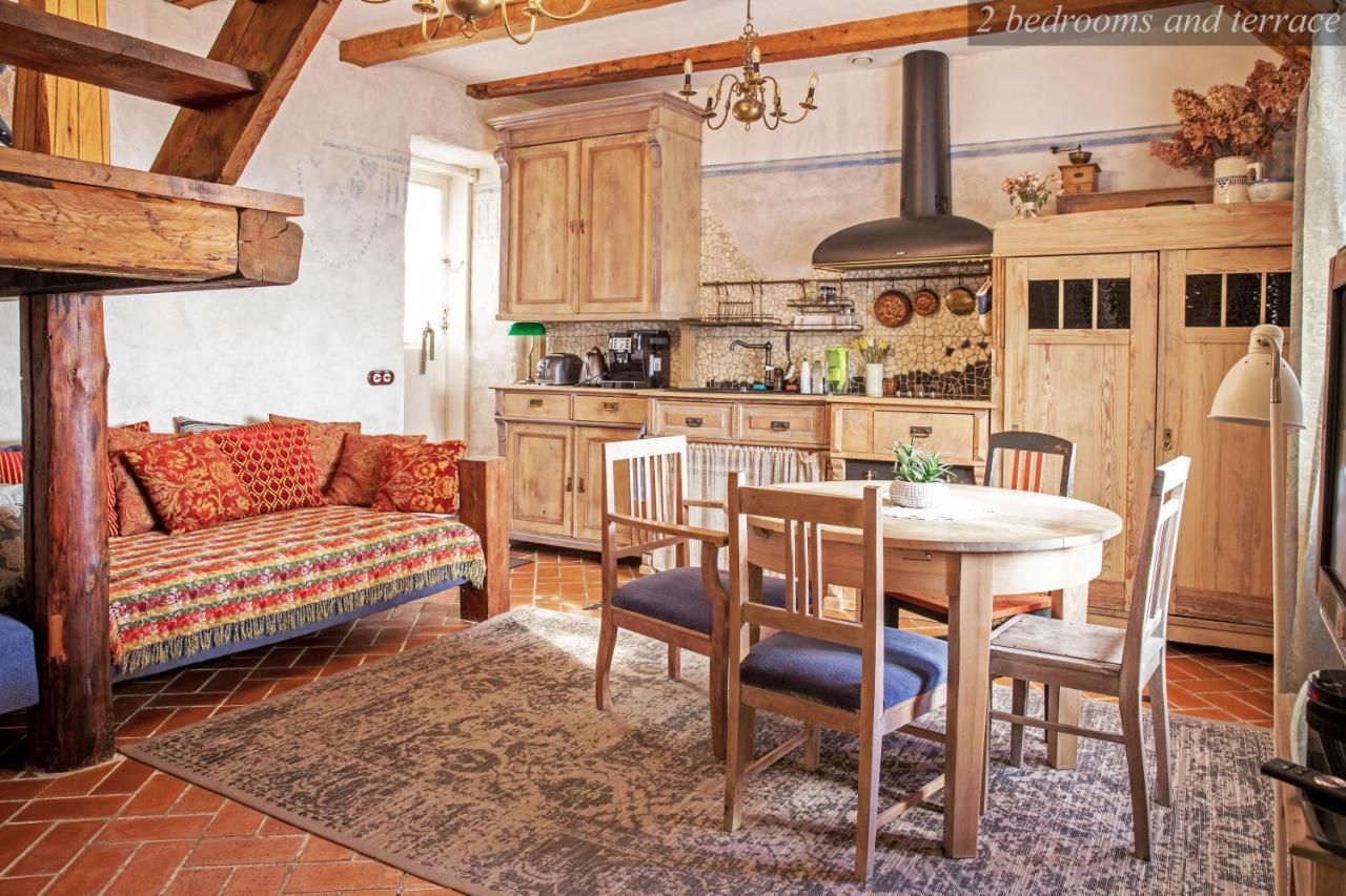 Old Town Fairytale, 2 Bedrooms And Terrace, Tartu Home Buitenkant foto